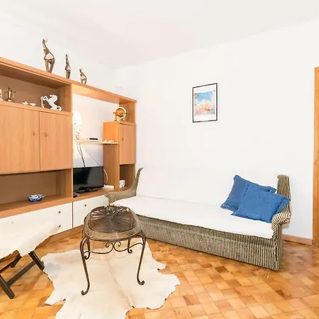 Apartament Mirjana Pula